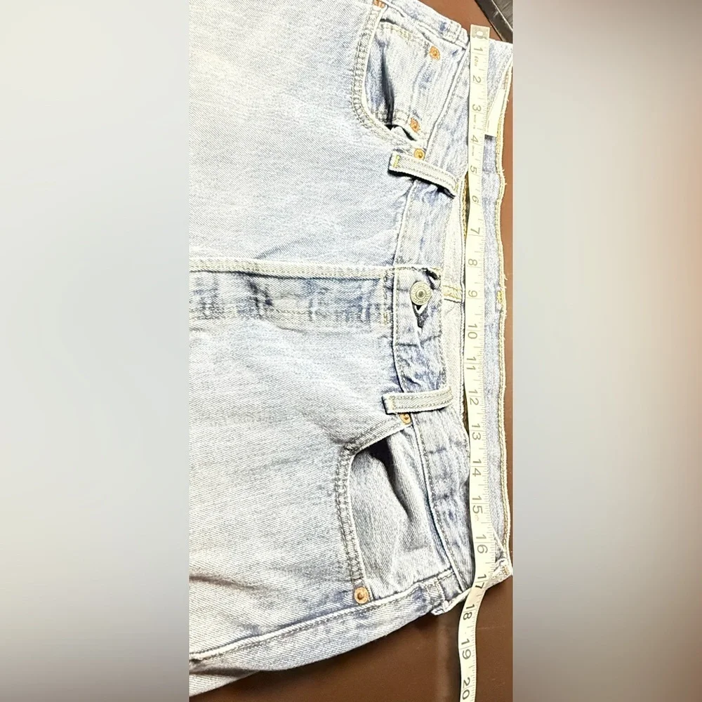 Levi's 501 Men's Light Wash  Jeans Size 35